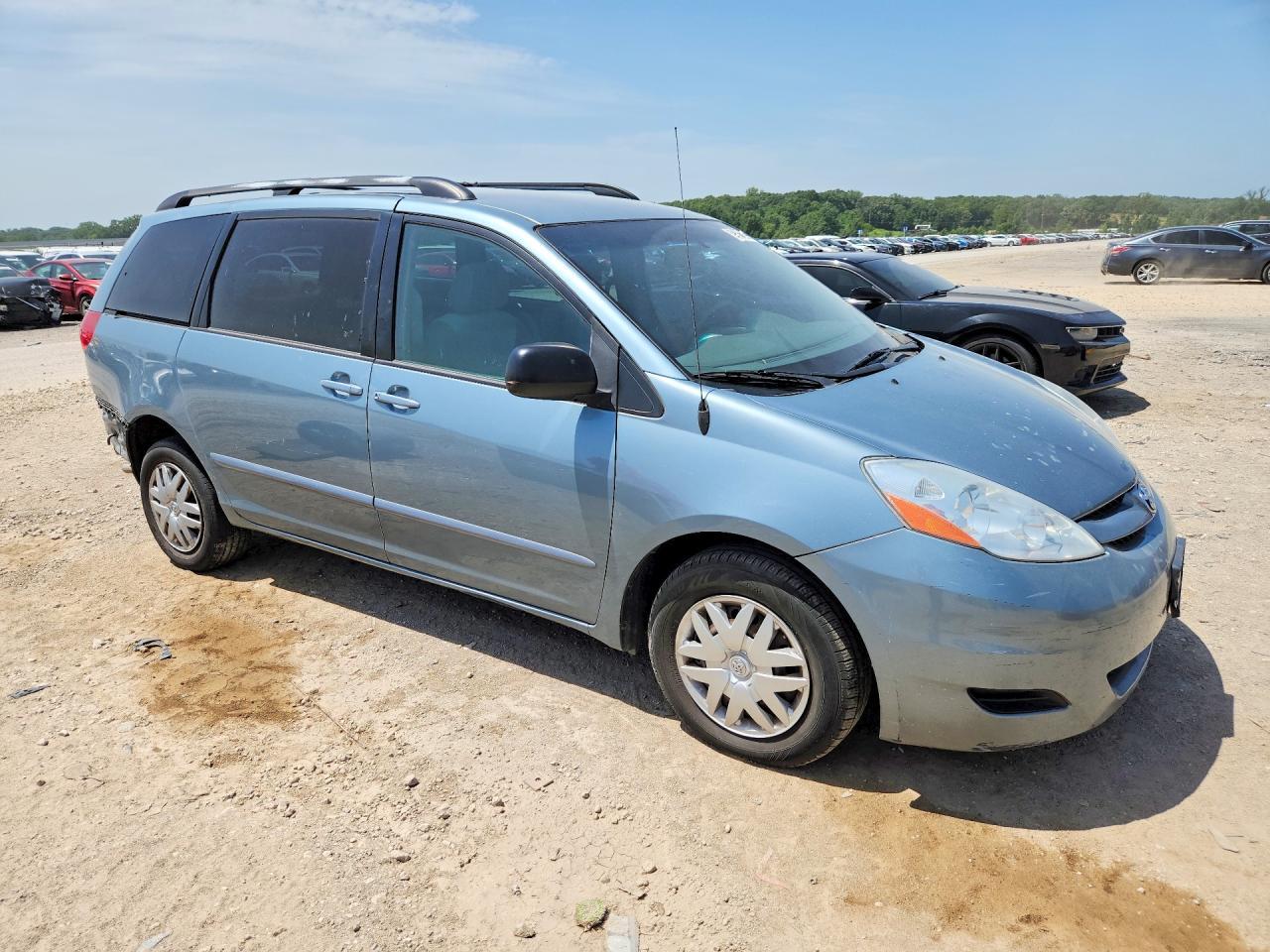 2008 Toyota Sienna - Image 4