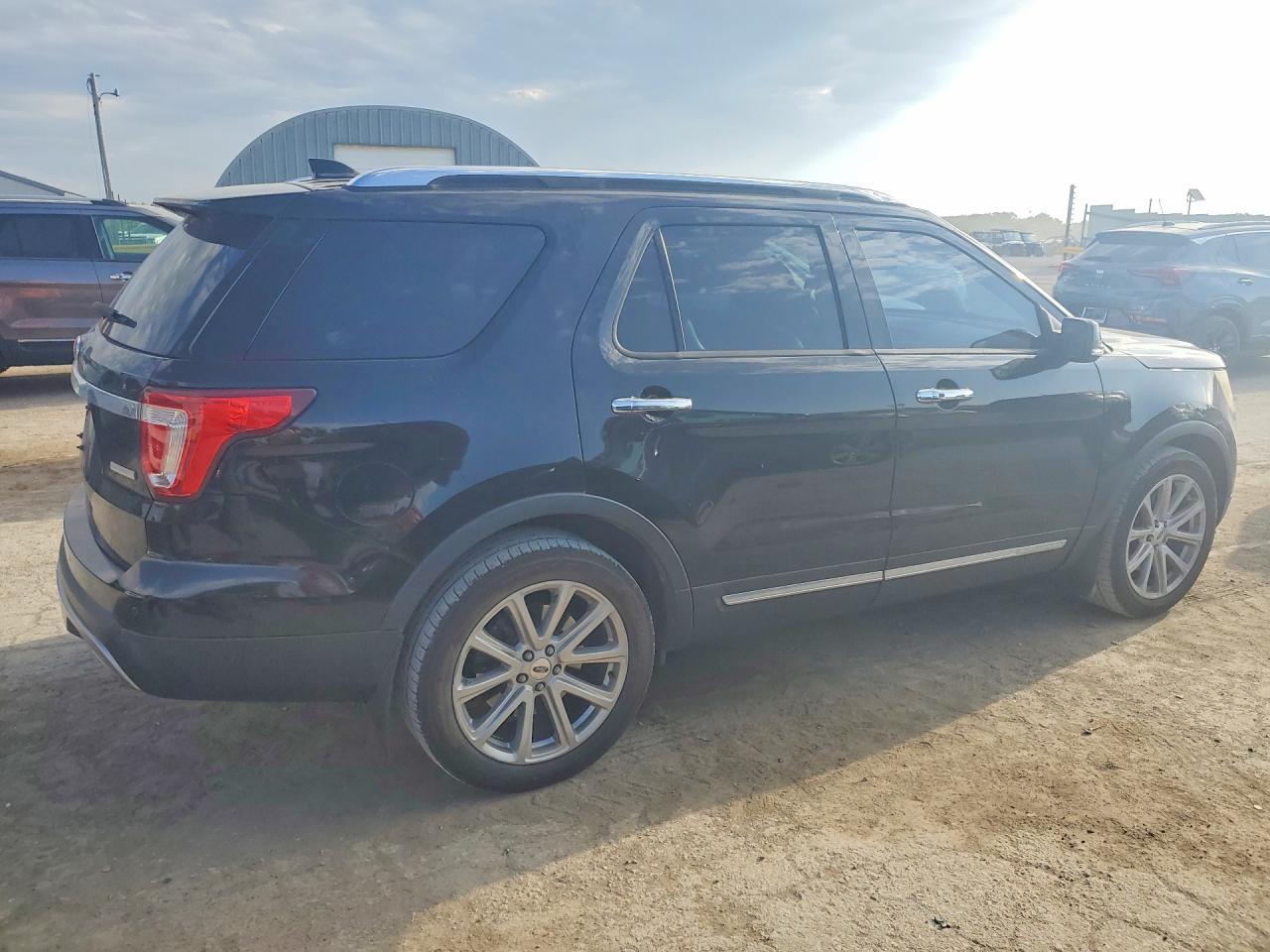 2016 Ford Explorer Limited - Фото 3