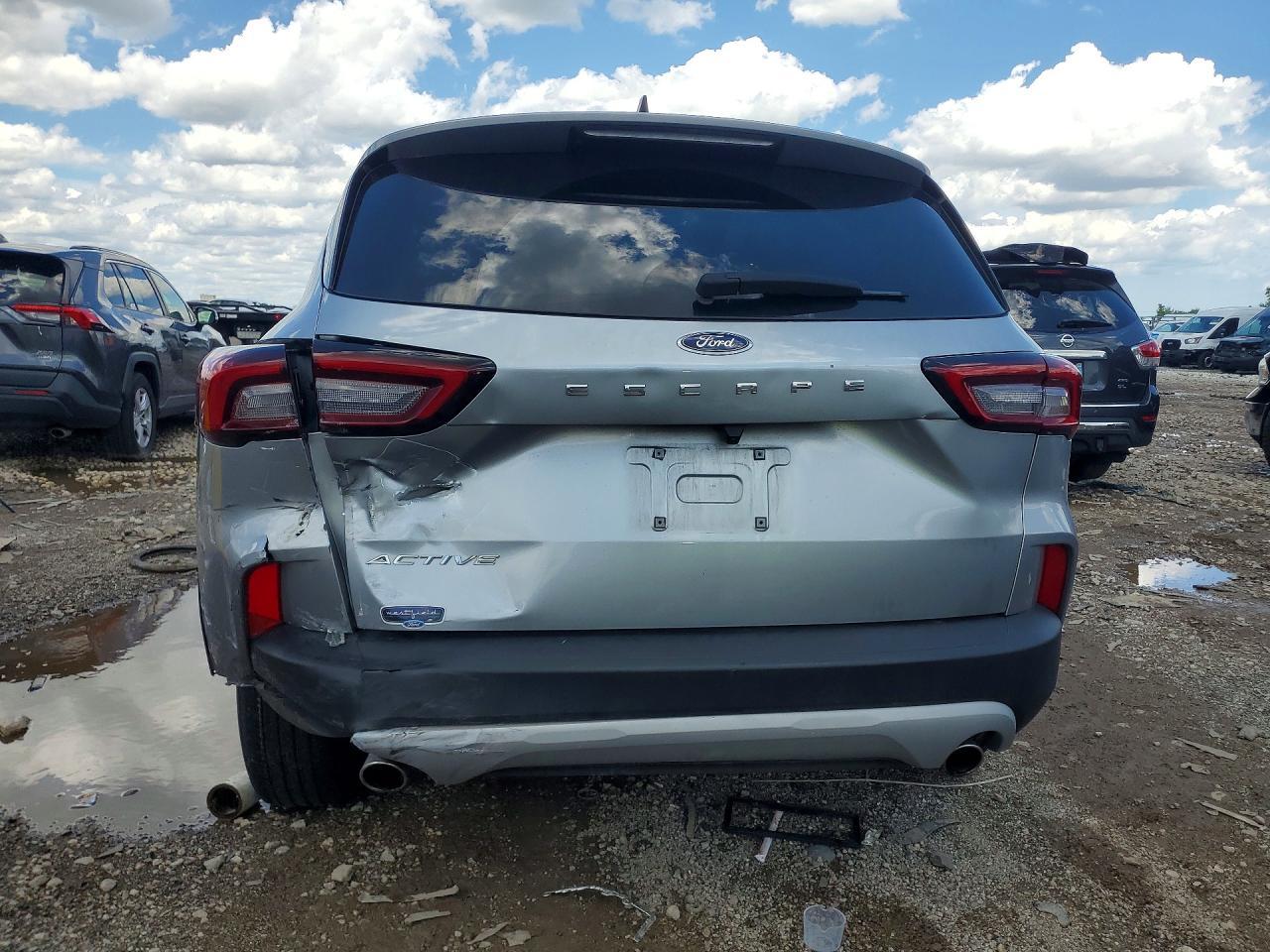 2024 Ford Escape Active - Image 6