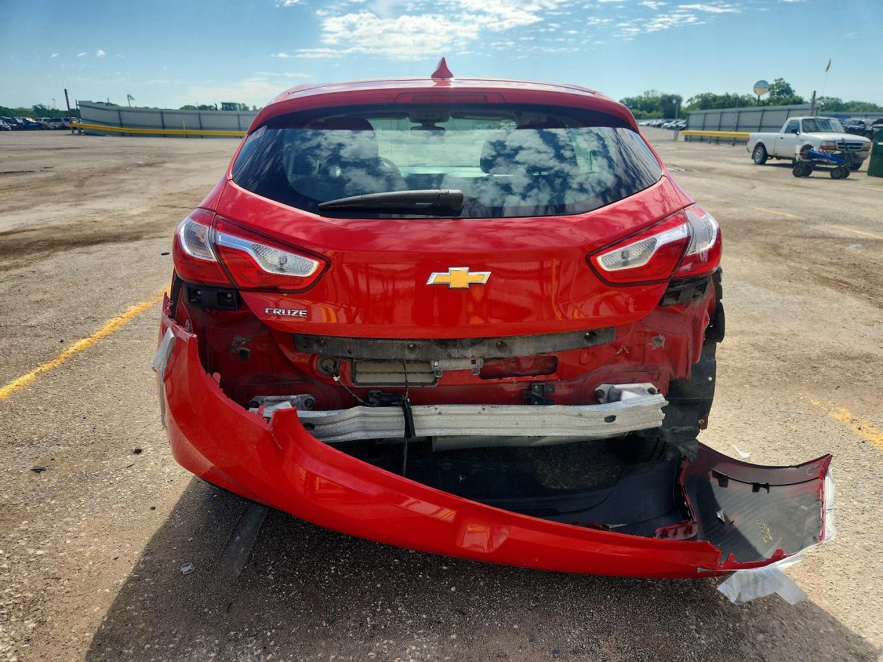 2018 Chevrolet Cruze Lt - Image 6