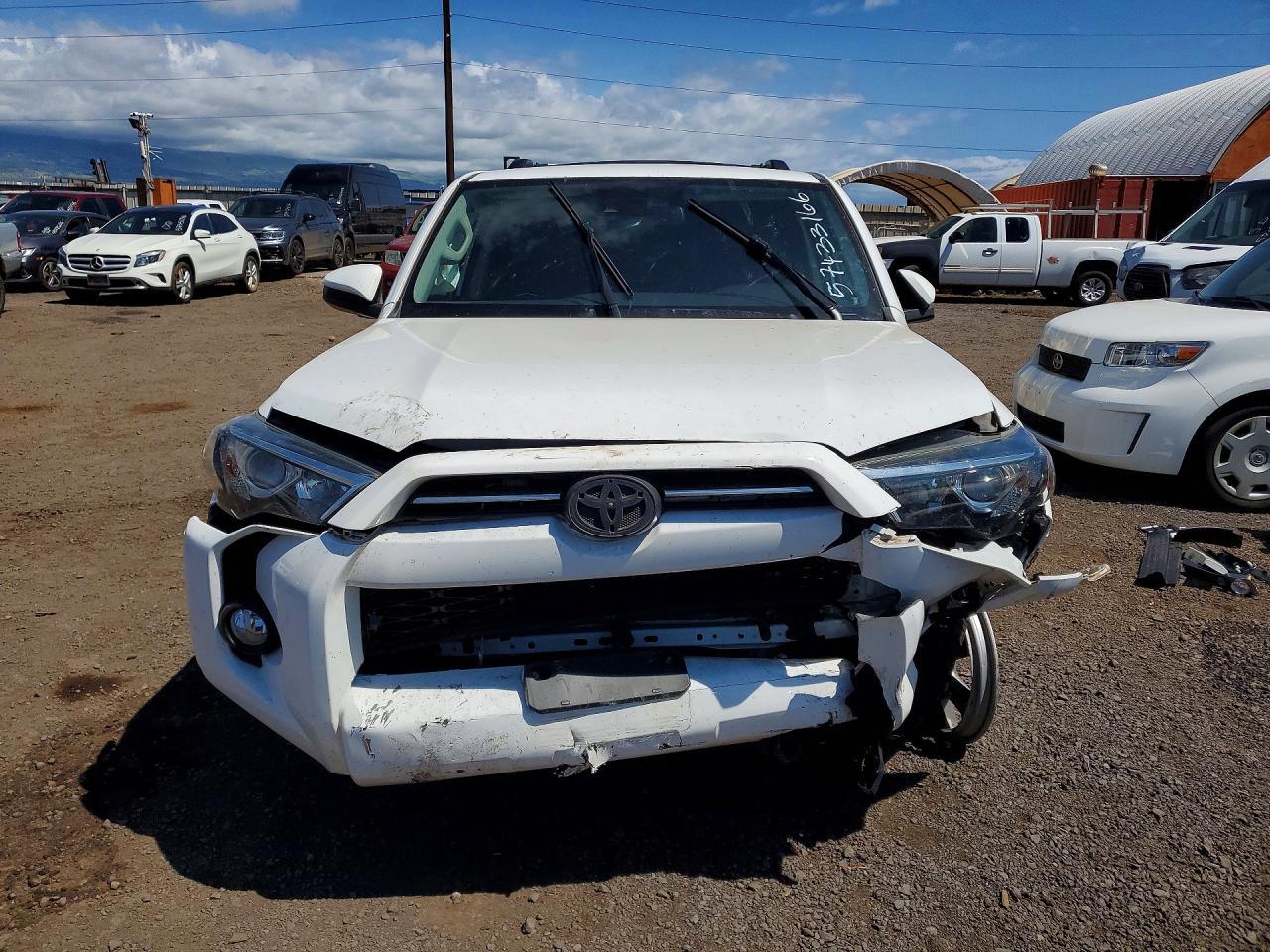 2020 Toyota 4Runner Sr5 - Image 5