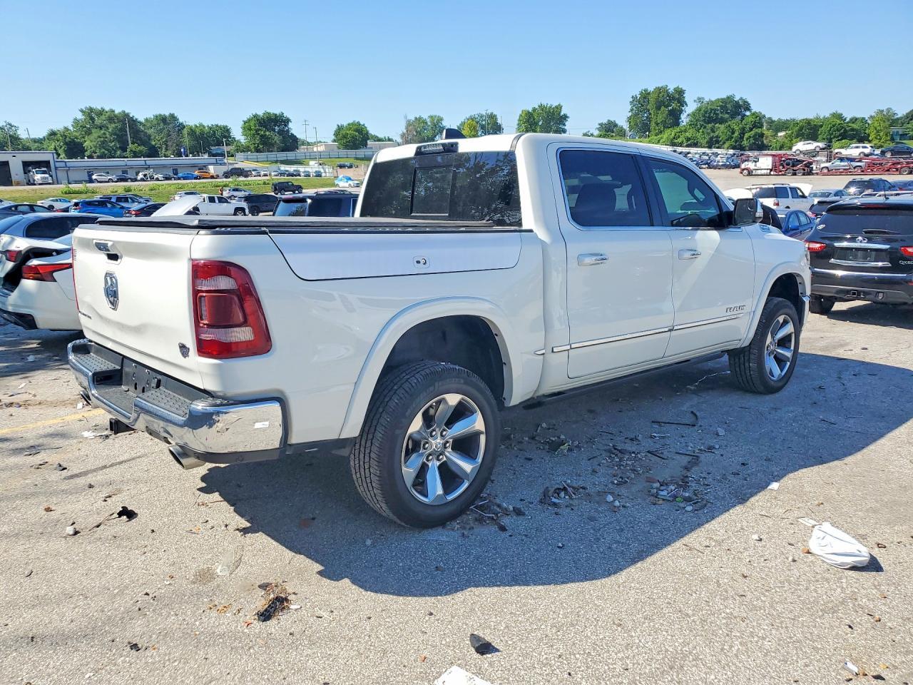2022 Ram 1500 Limited - Фото 3