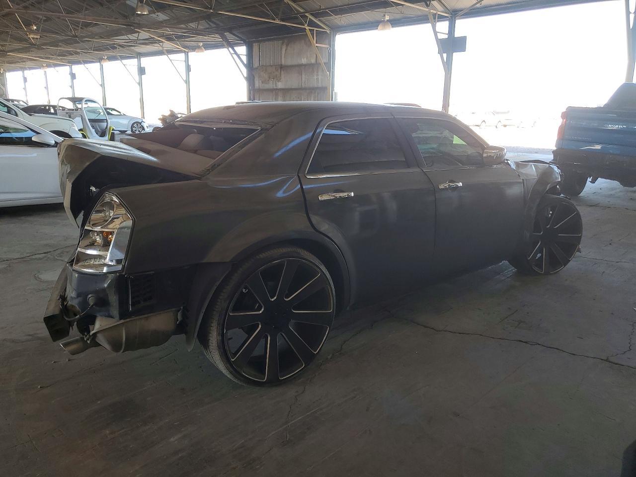 2007 Chrysler 300C - Фото 3