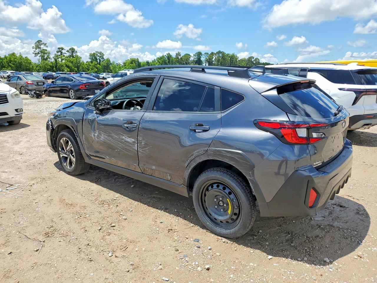 2025 Subaru Crosstrek Premium - Фото 2