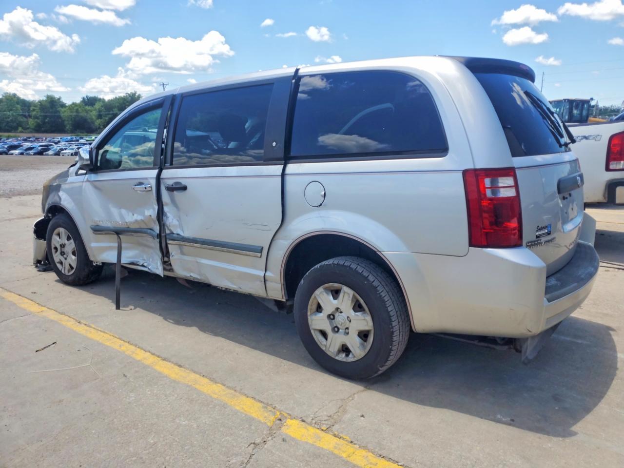 2008 Dodge Grand Caravan Se - Фото 2