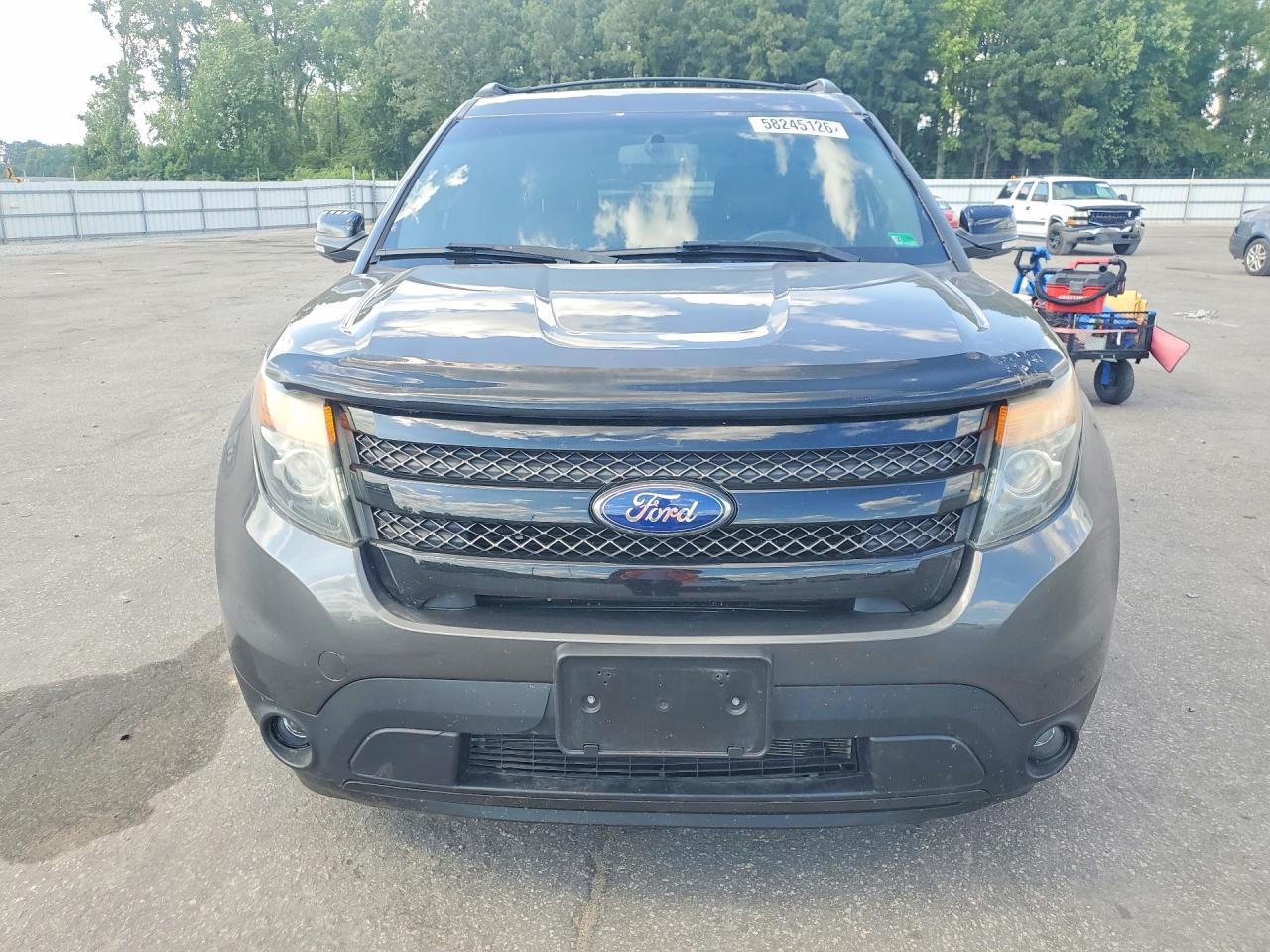 2015 Ford Explorer Sport - Image 5