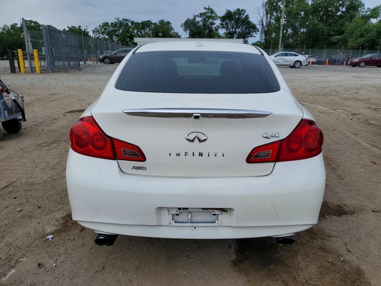 2015 Infiniti Q40 Base - Фото 6