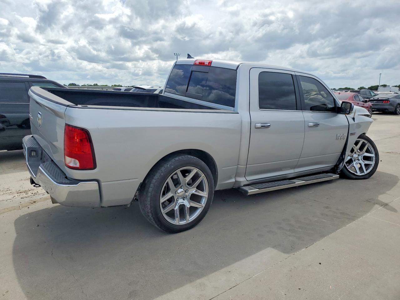 2018 Ram 1500 Slt - Фото 3