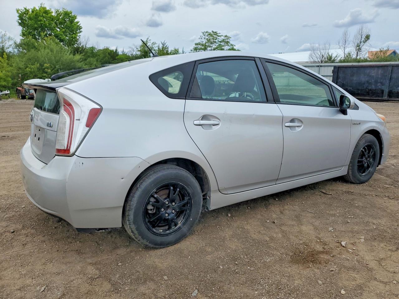 2013 Toyota Prius Two - Image 3