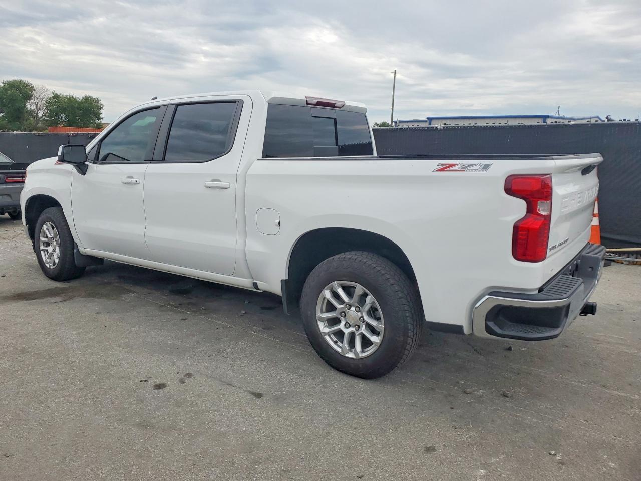 2025 Chevrolet Silverado K1500 Lt - Фото 2
