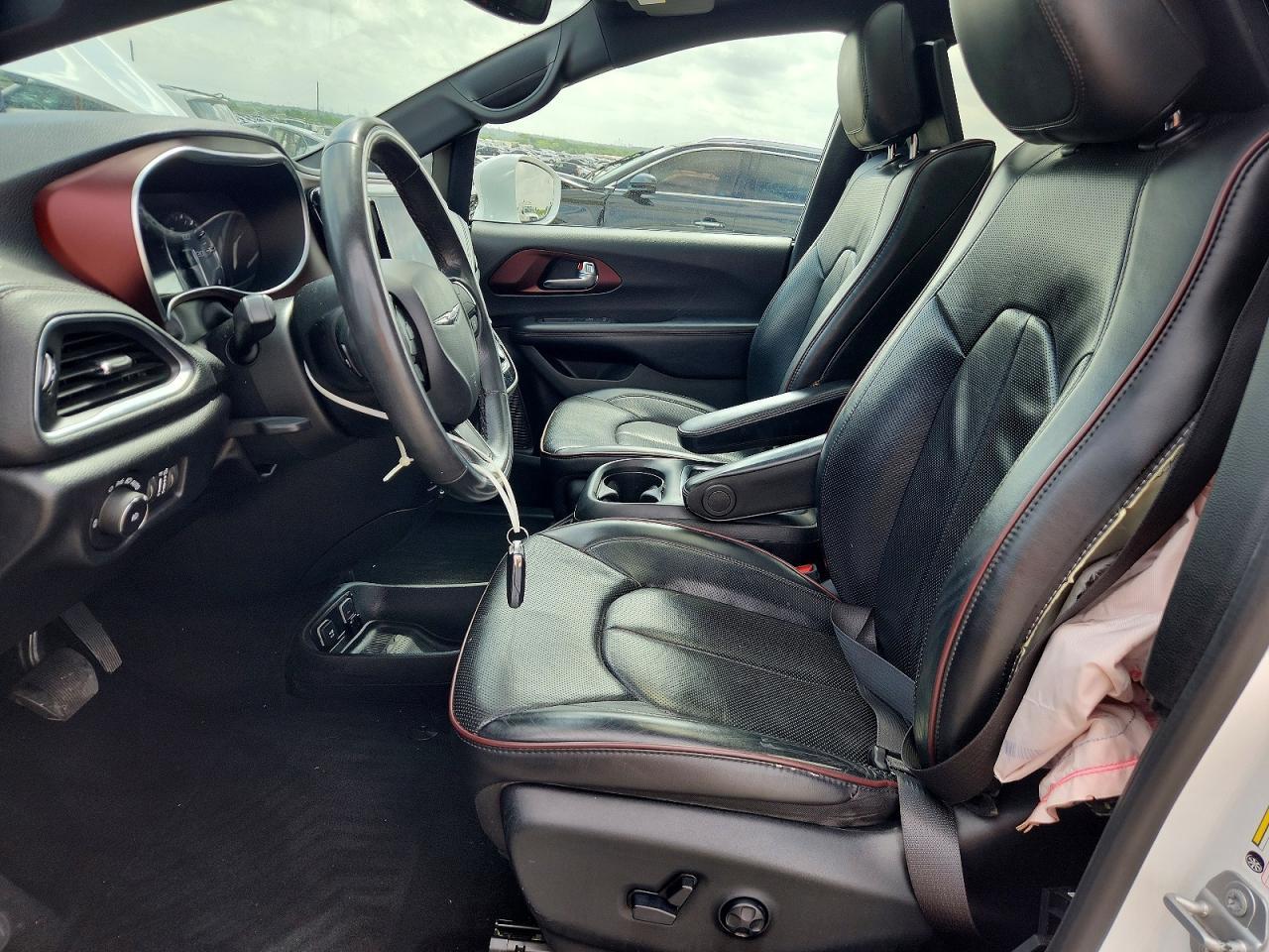 2020 Chrysler Pacifica Limited - Фото 7