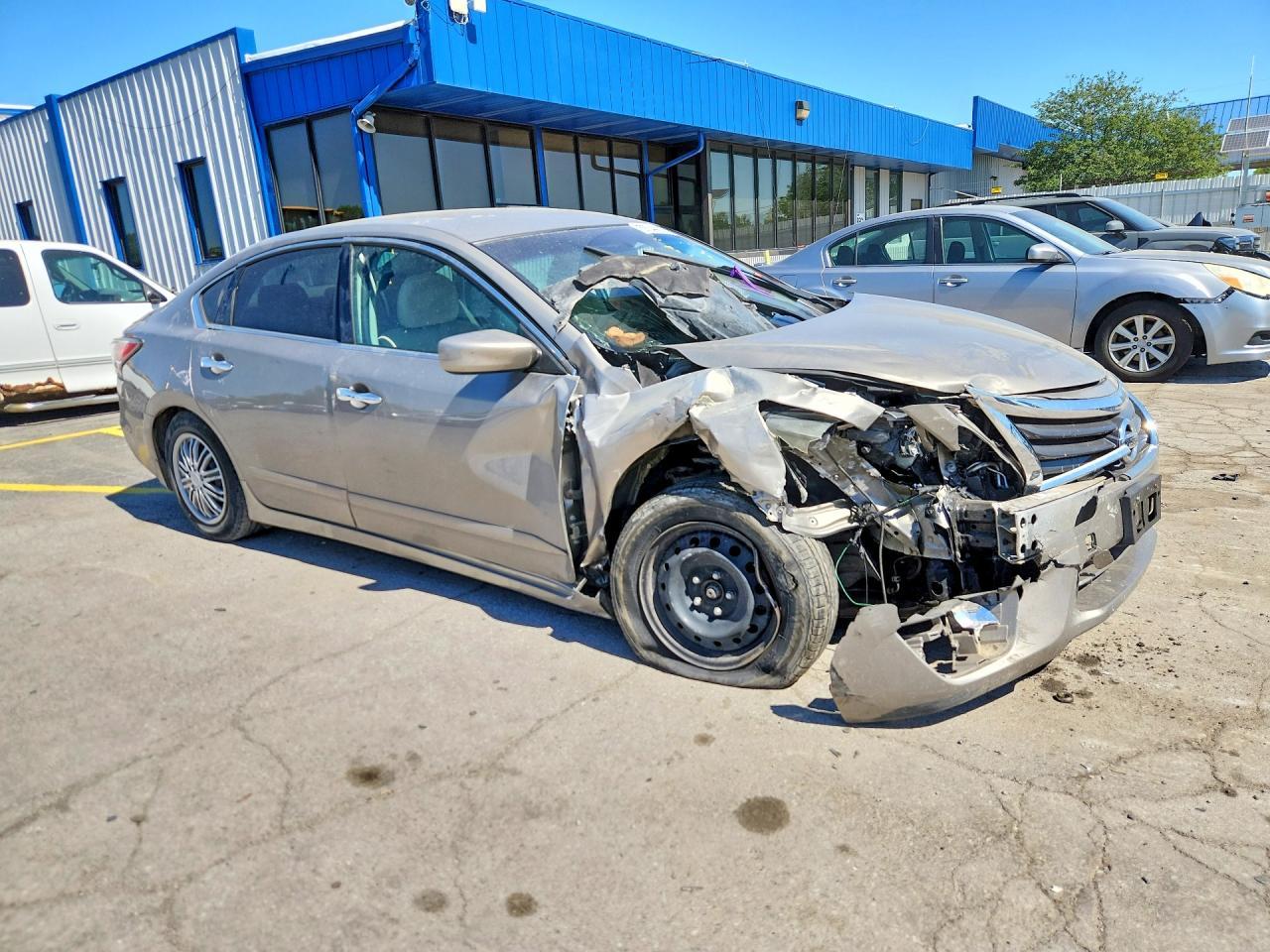 2015 Nissan Altima 2.5 S - Image 4