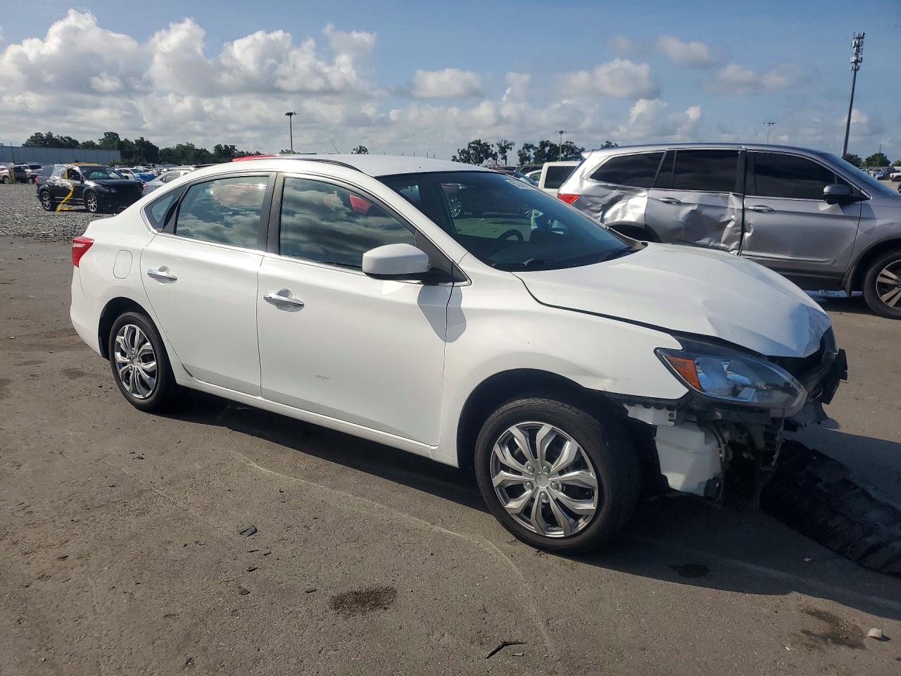 2017 Nissan Sentra Sv - Фото 4