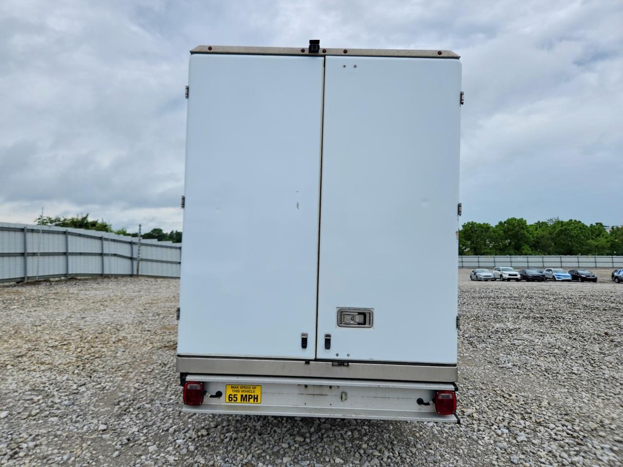 2022 Ford Transit Delivery Truck - Image 6