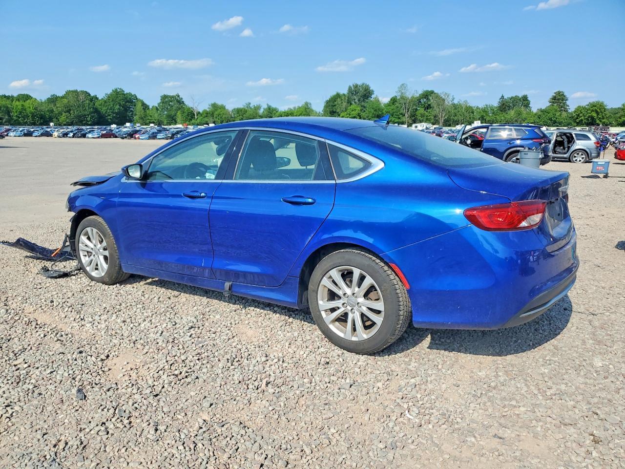 2016 Chrysler 200 Limited - Image 2