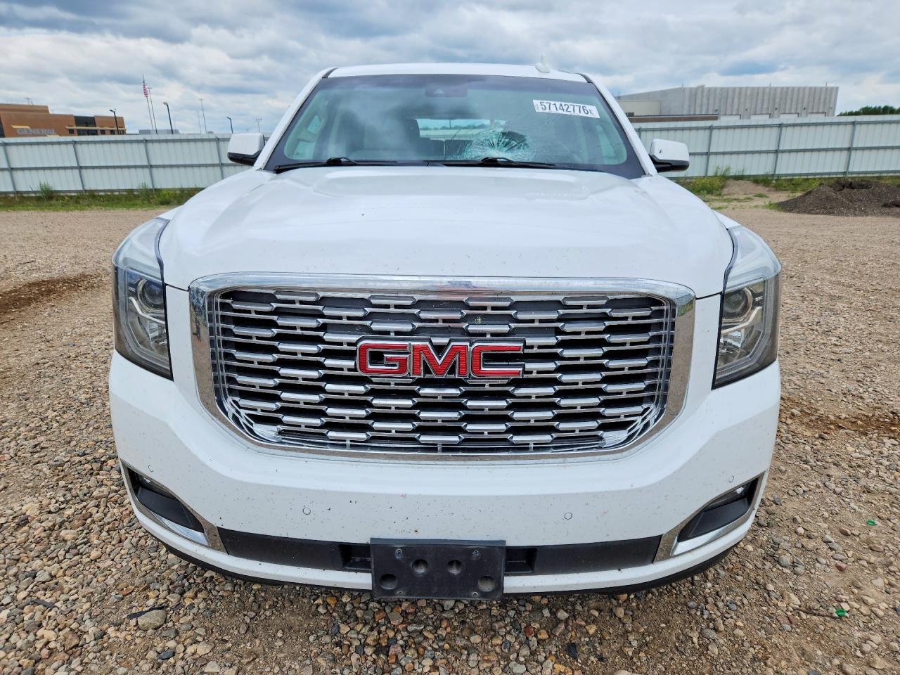 2019 GMC Yukon Denali - Image 5