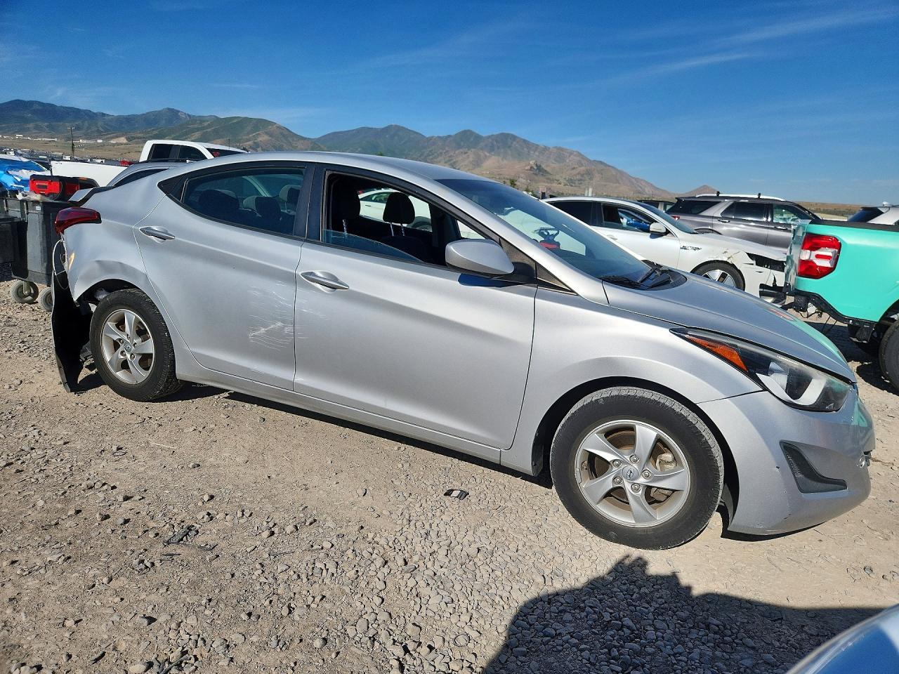 2015 Hyundai Elantra - Фото 4