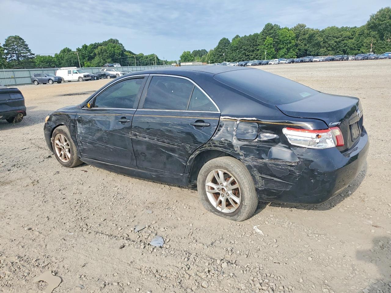 2007 Toyota Camry Le - Фото 2