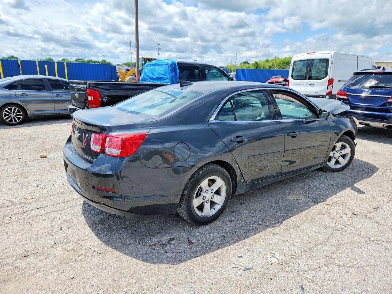 2016 Chevrolet Malibu Limited Ls - Image 3