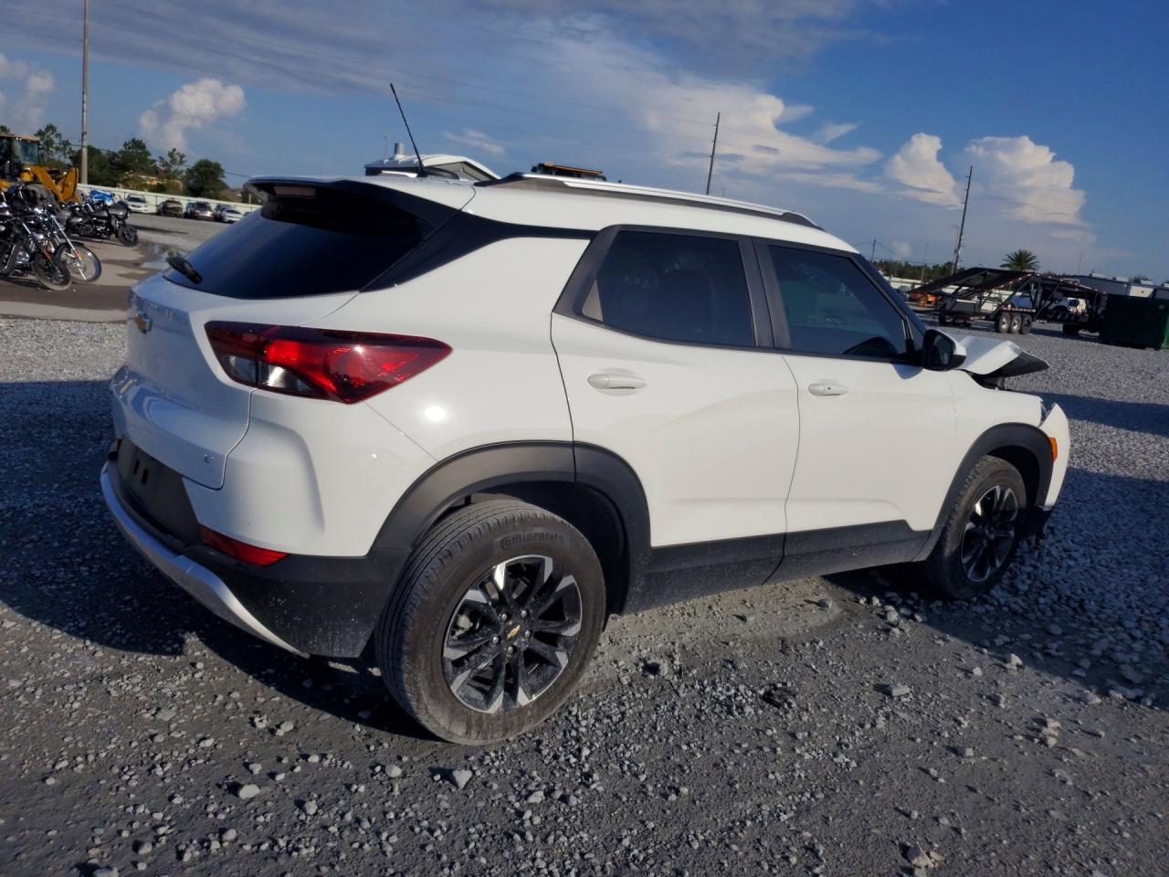 2023 Chevrolet Trailblazer Lt - Фото 3