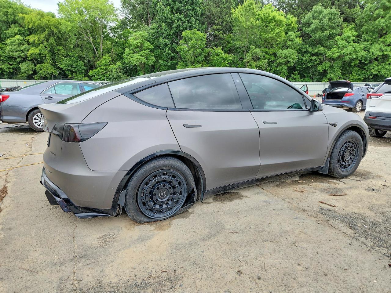 2021 Tesla Model Y - Фото 3