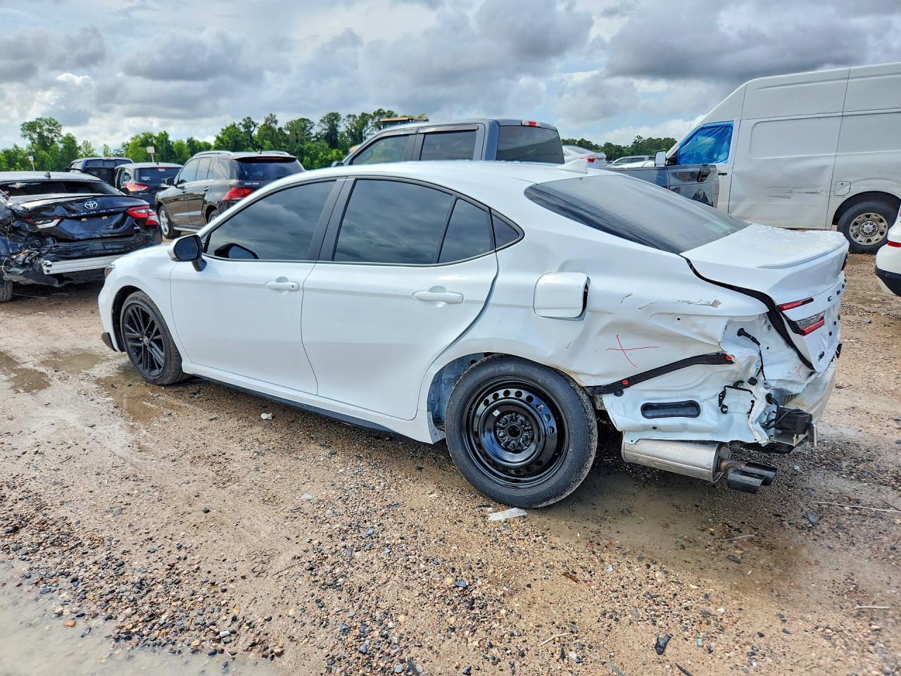 2026 Toyota Camry Se - Фото 2
