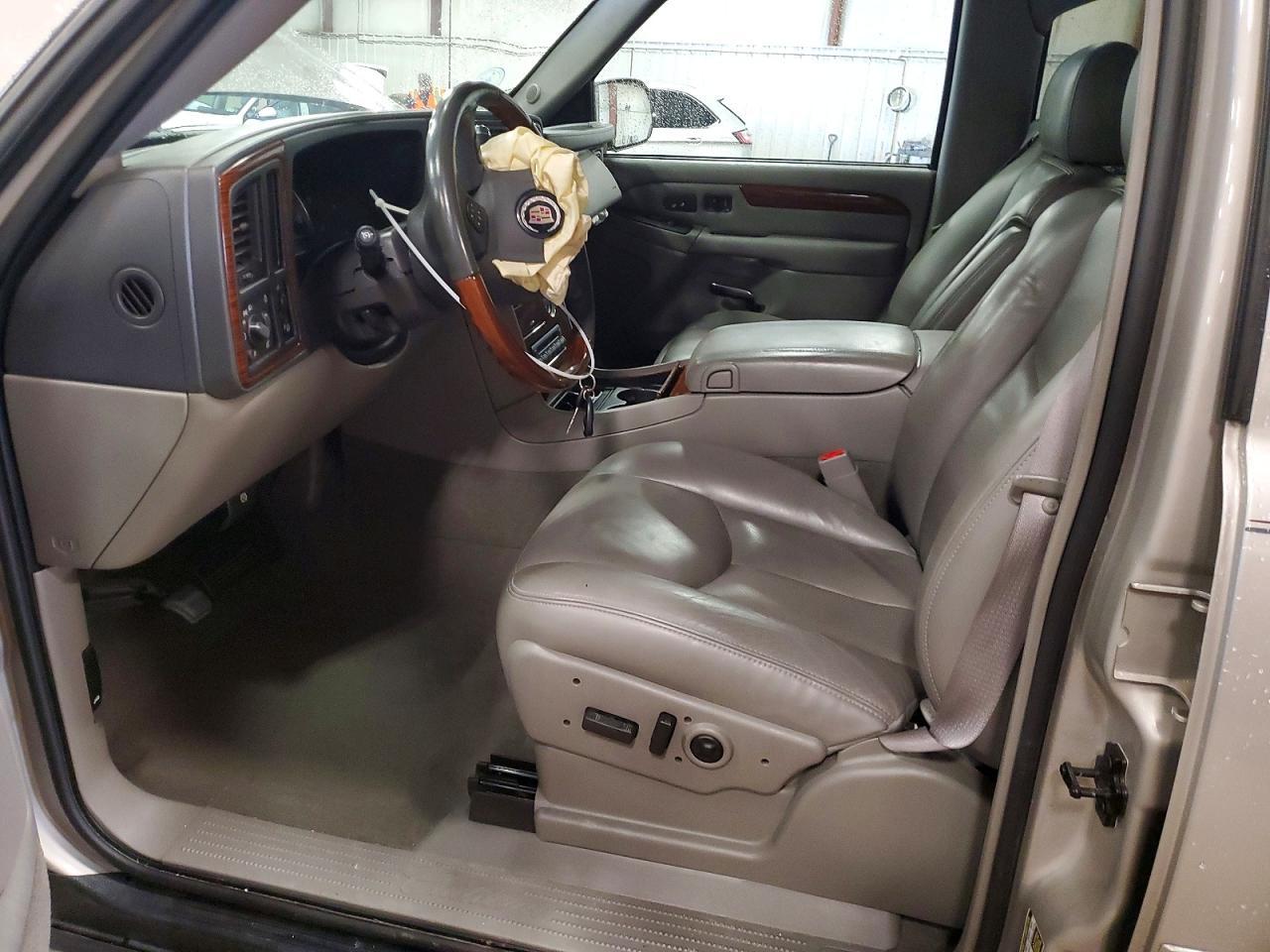 2004 Cadillac Escalade Ext - Фото 7
