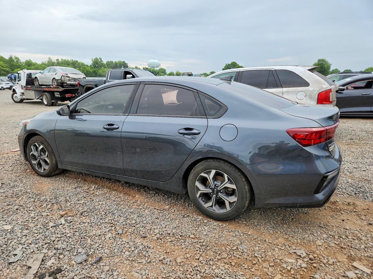 2020 Kia Forte Lxs - Image 2
