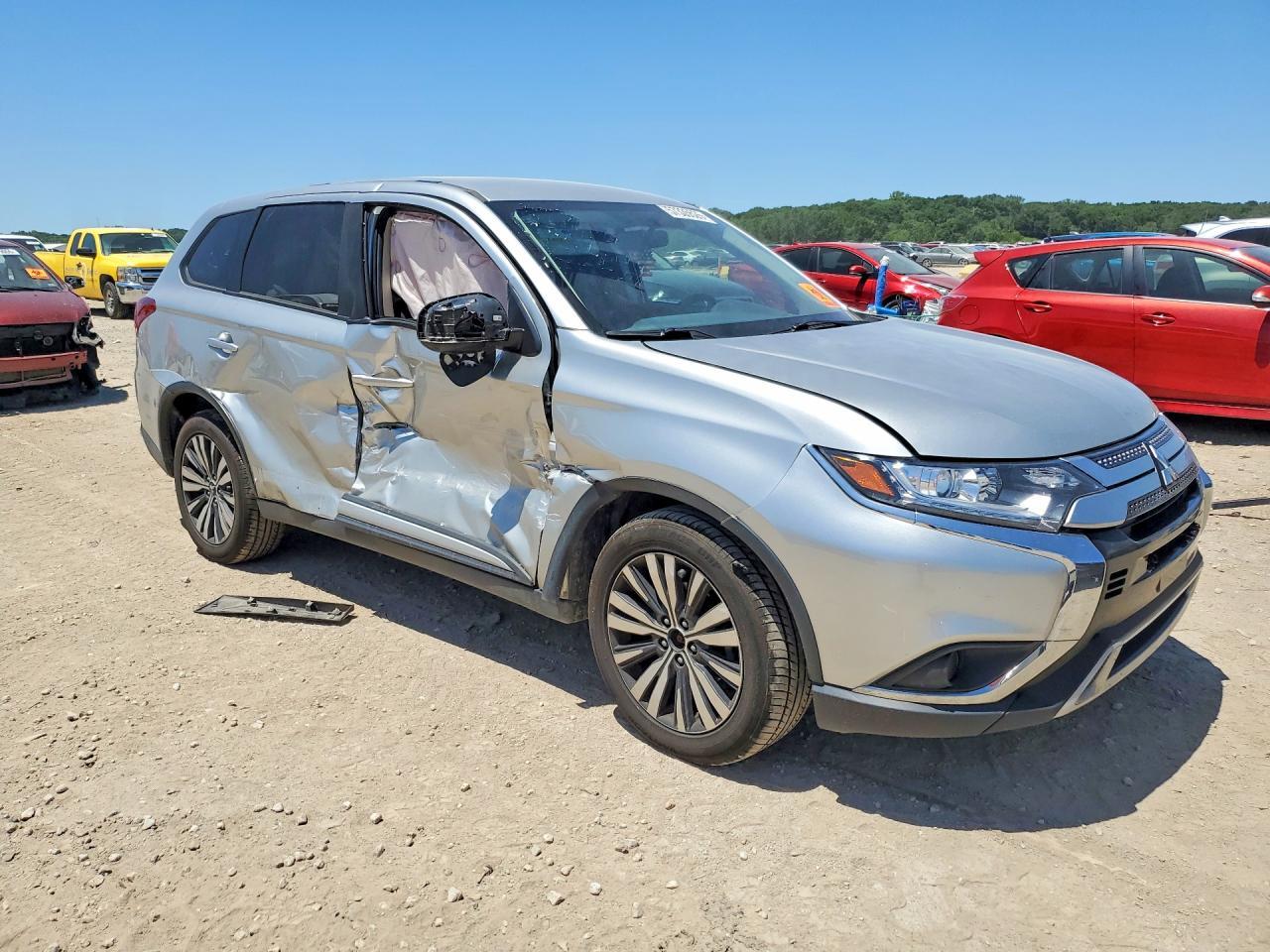 2020 Mitsubishi Outlander Se/Sel/Le - Фото 4