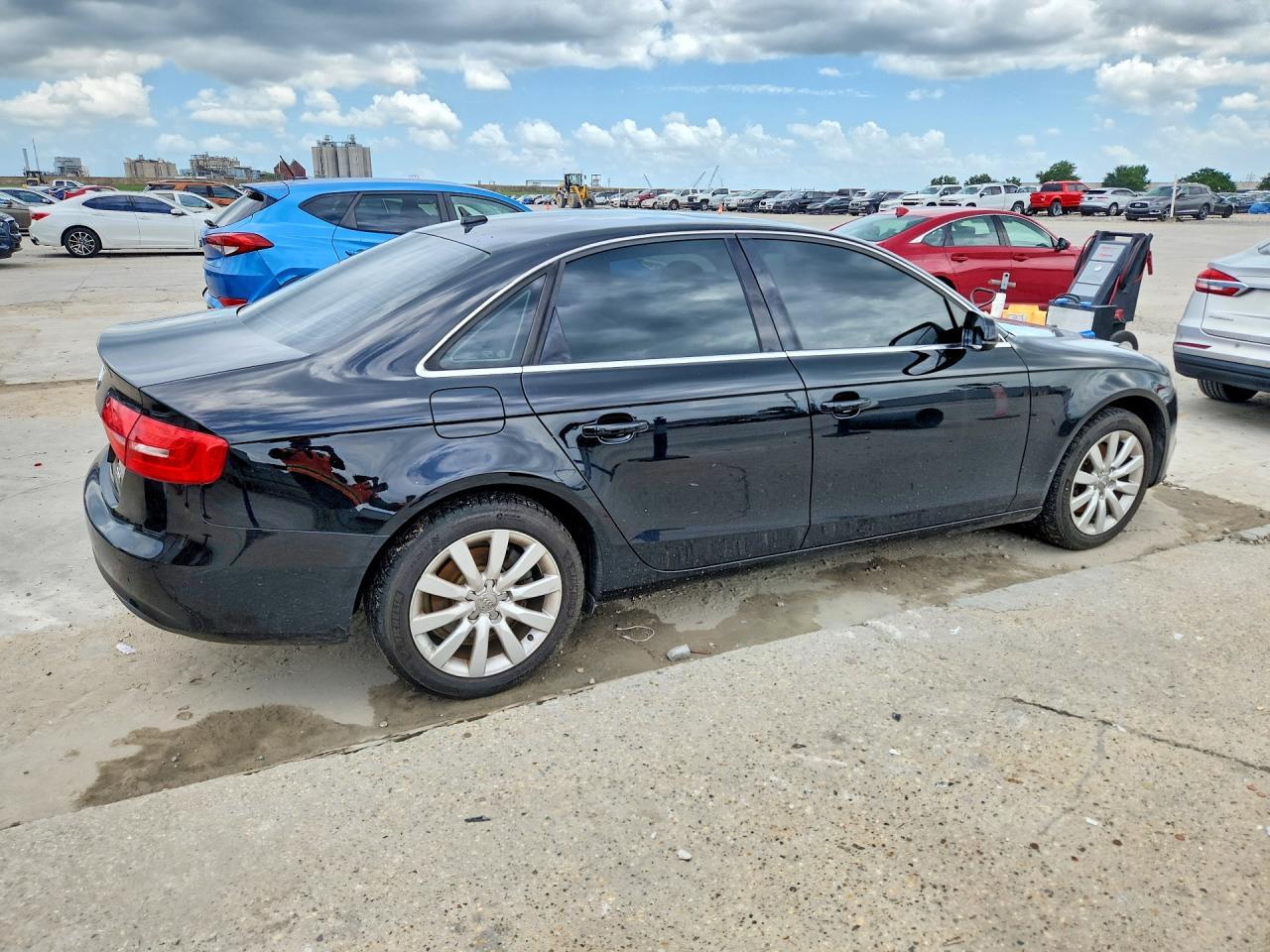 2013 Audi A4 Premium - Фото 3