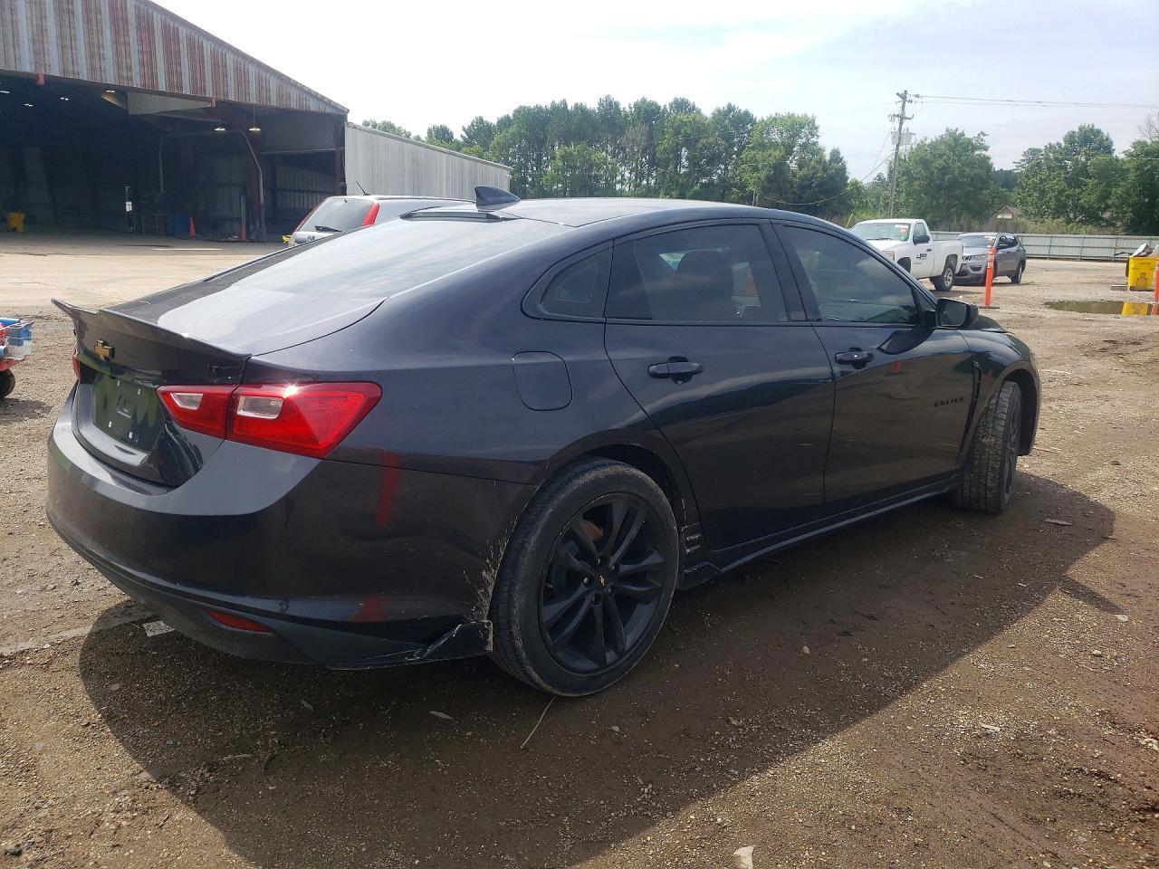 2023 Chevrolet Malibu Lt - Image 3
