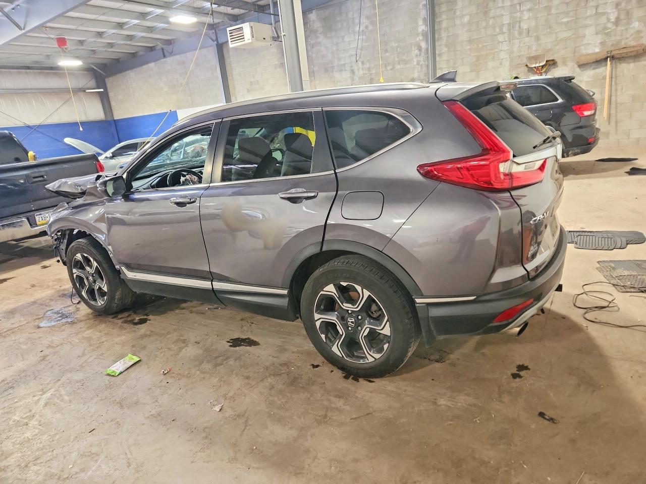 2018 Honda Cr-V Touring - Фото 2