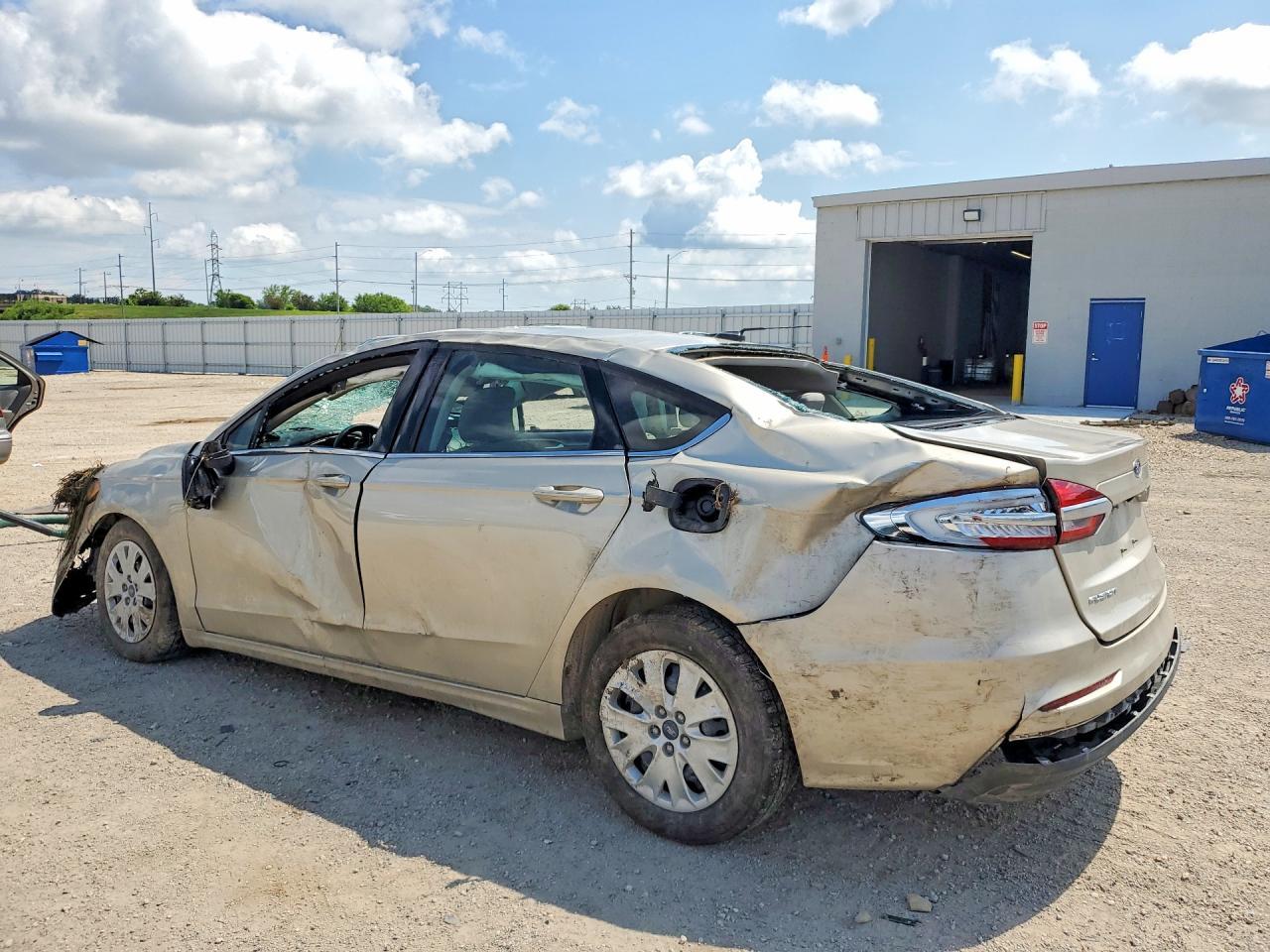 2019 Ford Fusion S - Фото 2