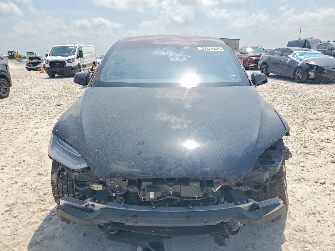 2022 Tesla Model X - Image 5