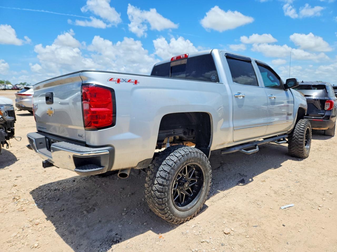 2015 Chevrolet Silverado K1500 Ltz - Image 3
