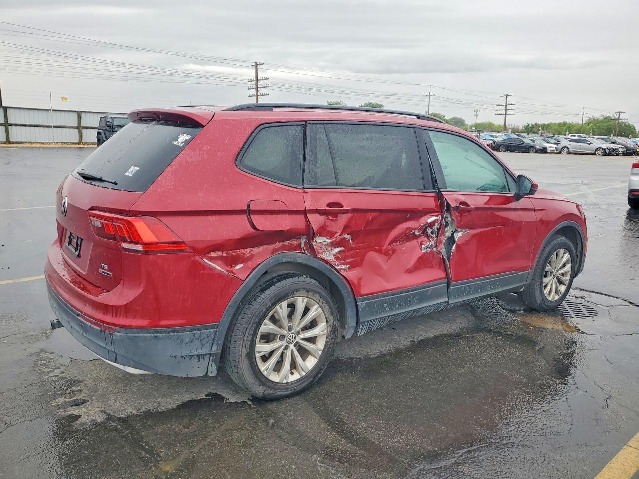 2018 Volkswagen Tiguan S - Image 3
