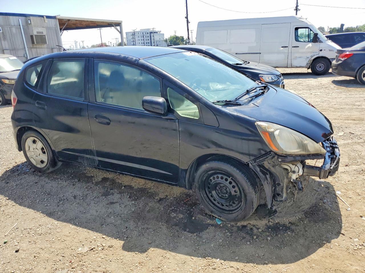 2013 Honda Fit - Image 4