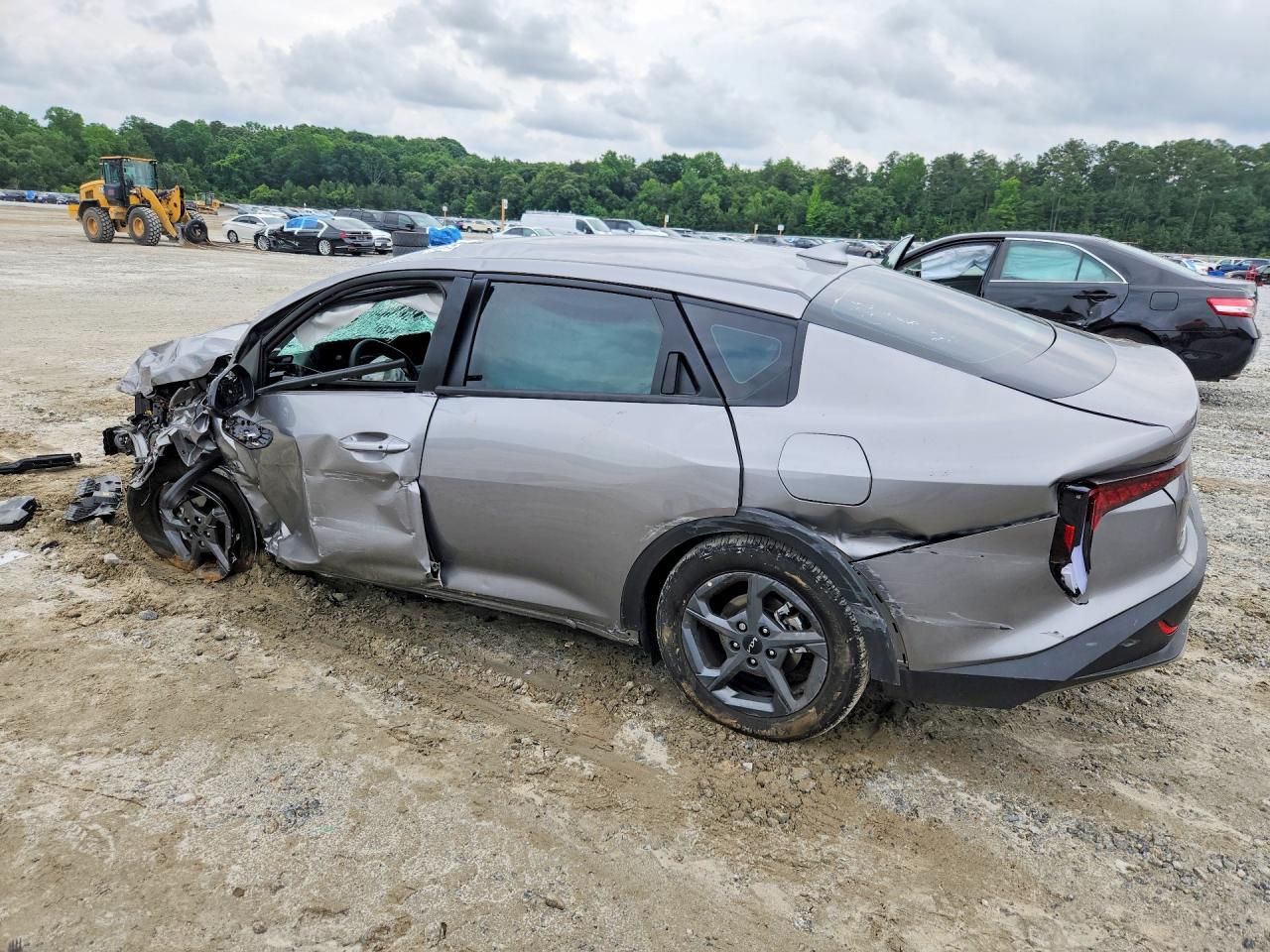 2026 Kia K4 Lxs - Image 2