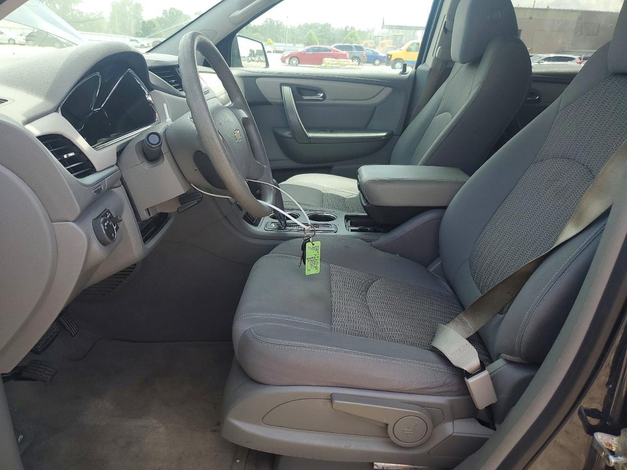 2015 Chevrolet Traverse Ls - Image 7