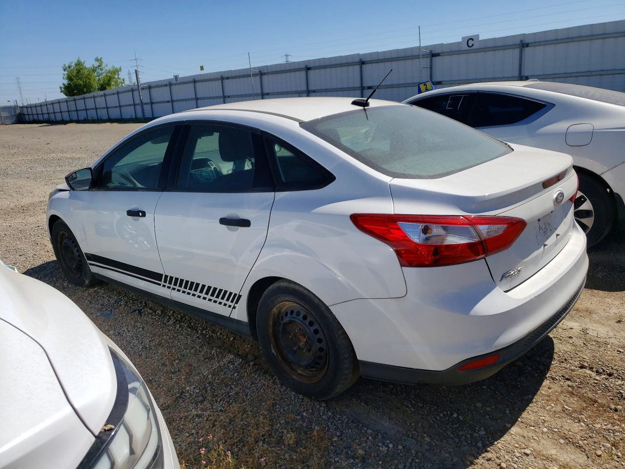2014 Ford Focus S - Фото 2