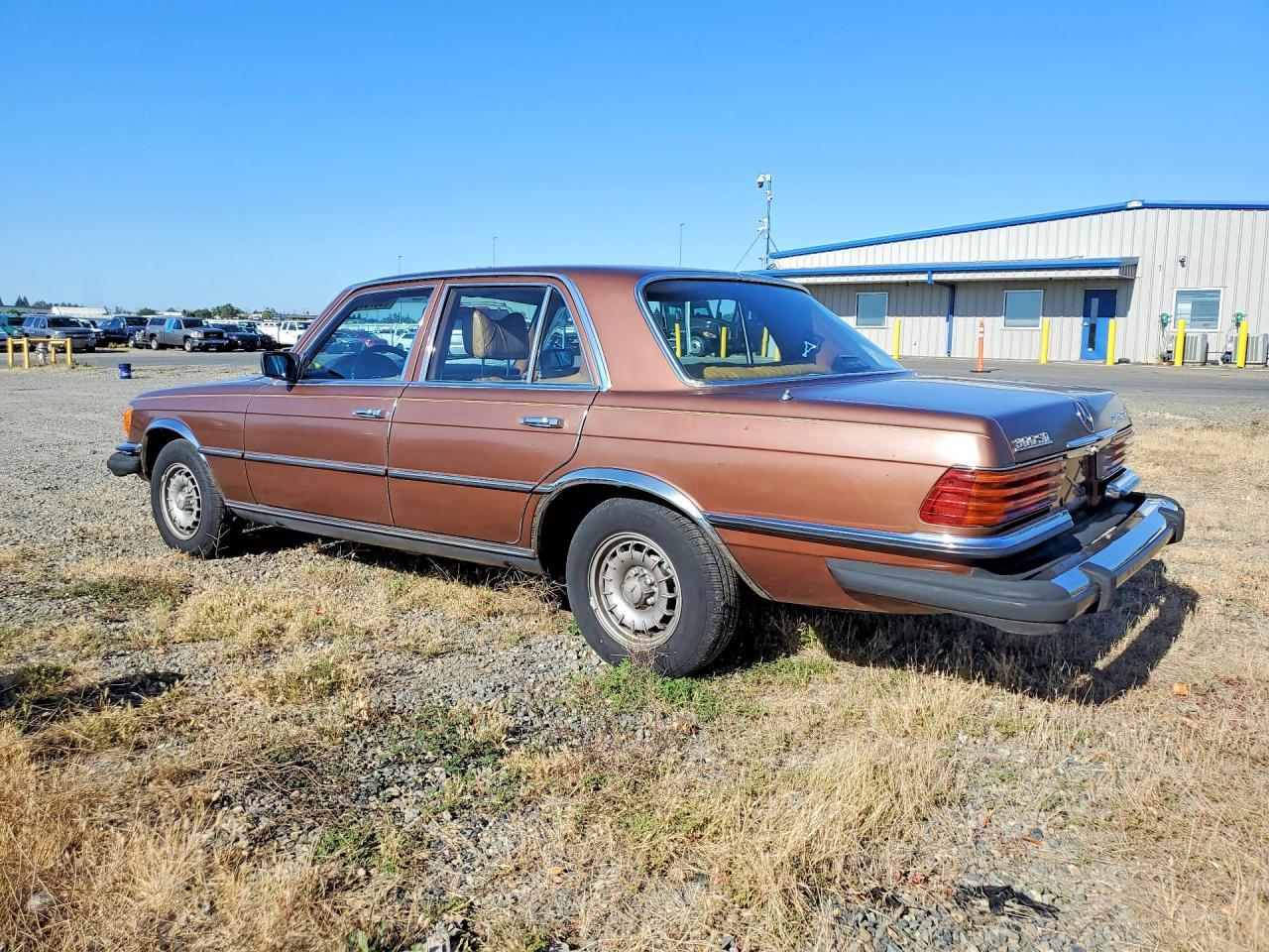 1979 Mercedes-Benz 300 Sd - Фото 2
