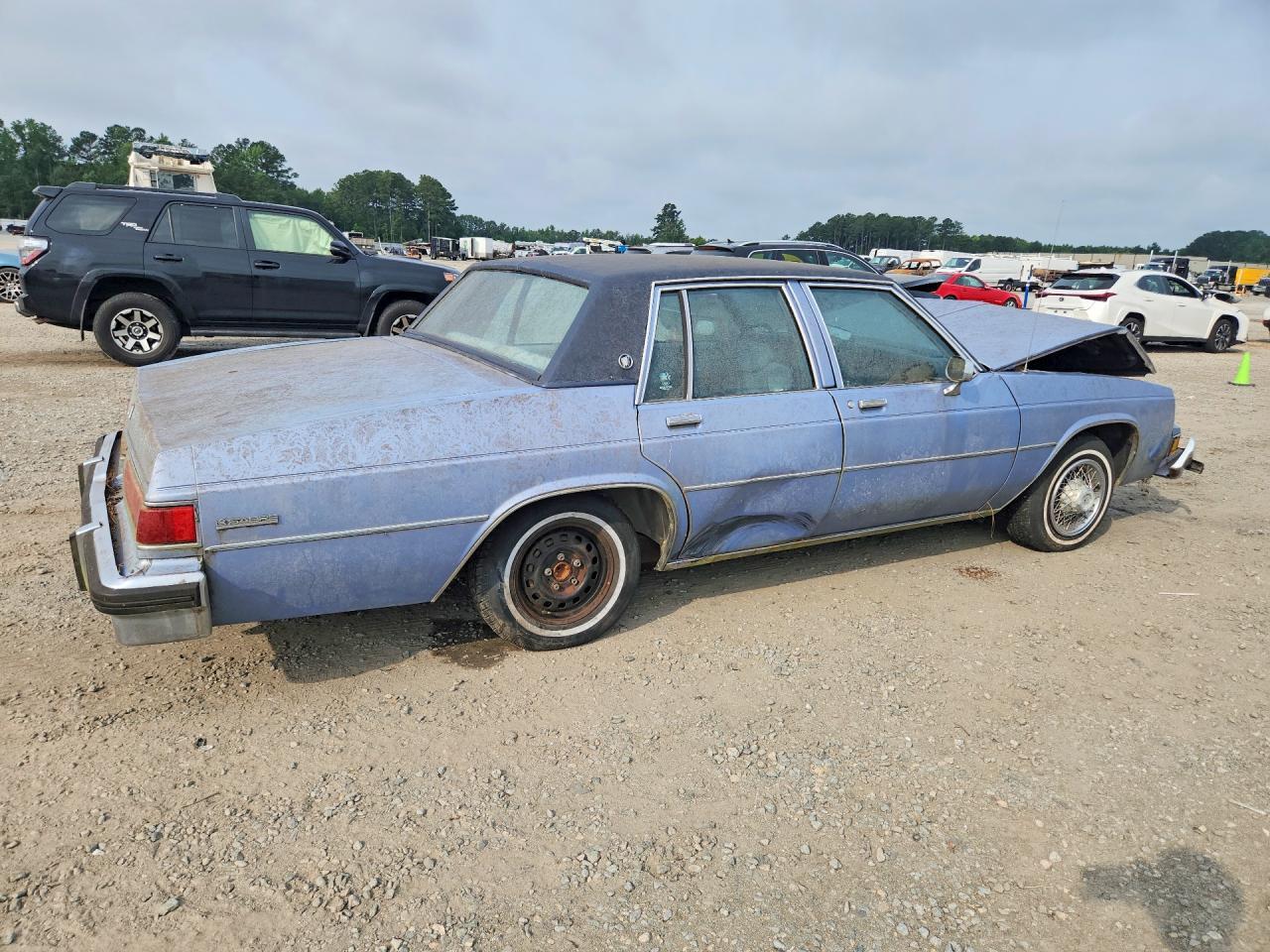 1984 Buick Lesabre Custom - Фото 3