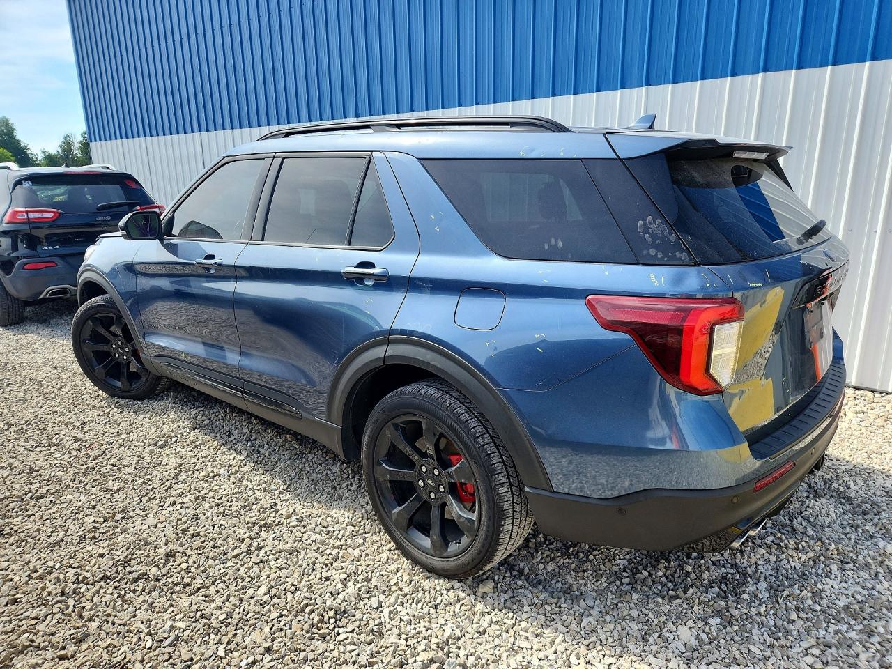 2020 Ford Explorer St - Image 2