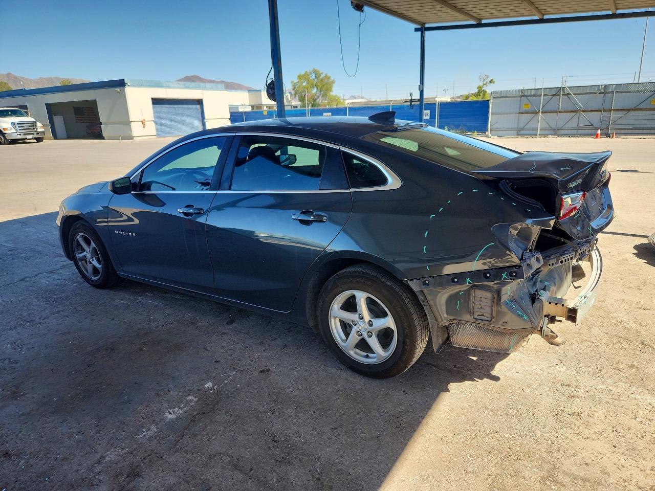 2018 Chevrolet Malibu Ls - Фото 2
