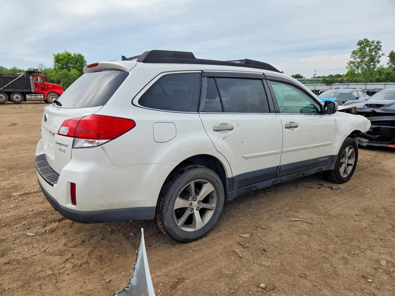 2013 Subaru Outback 2.5I Limited - Фото 3