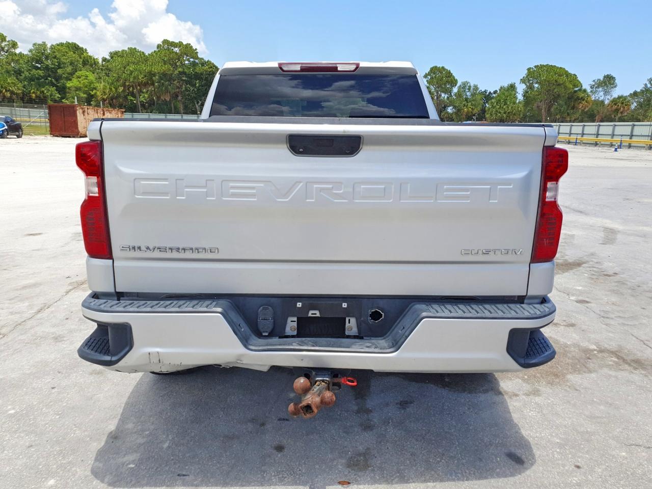 2022 Chevrolet Silverado C1500 Custom - Фото 6