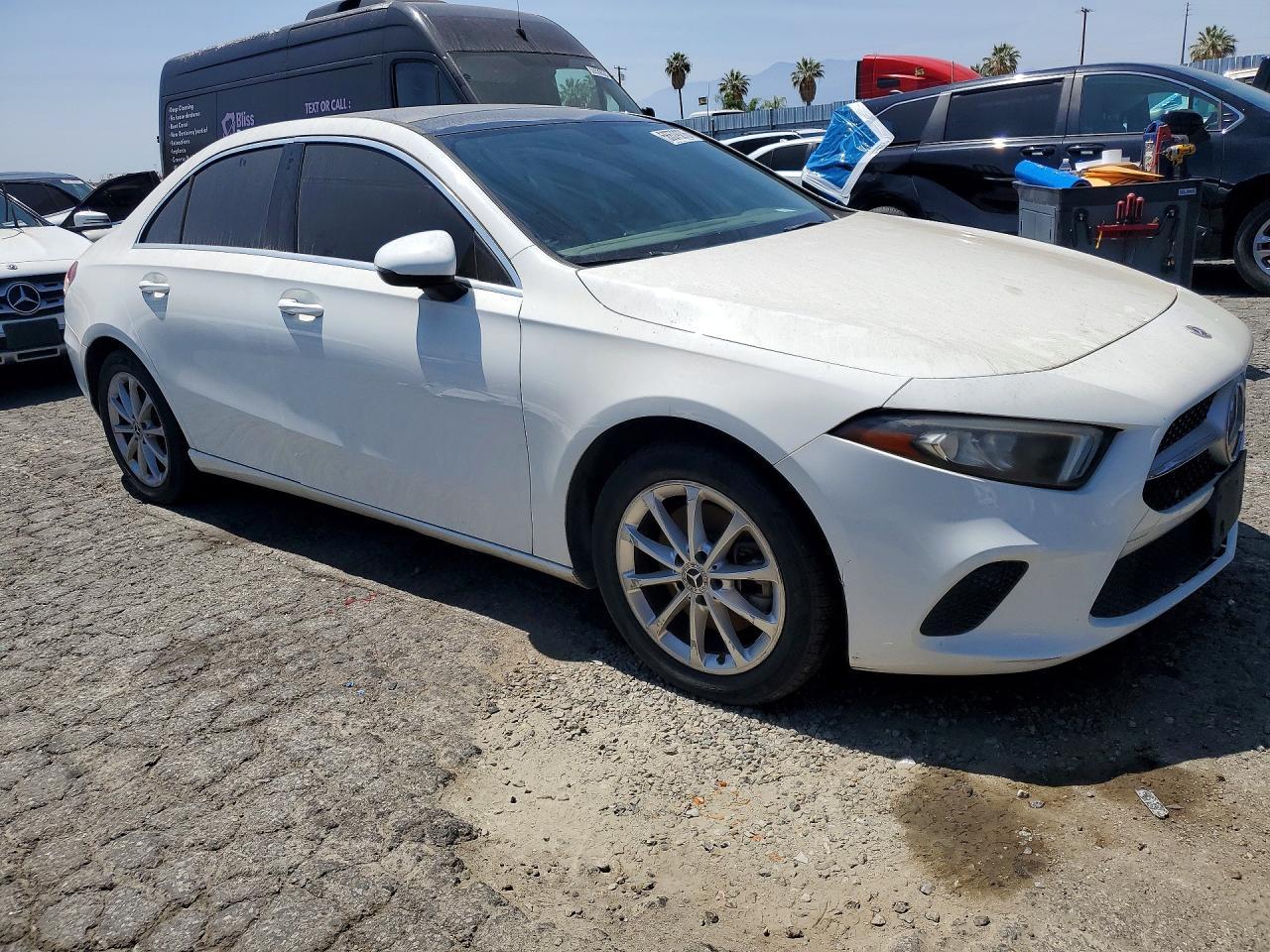 2019 Mercedes-Benz A 220 4Matic - Фото 4