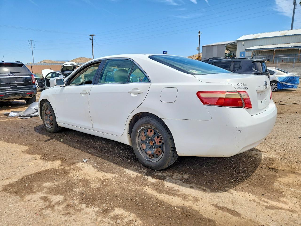2008 Toyota Camry Le - Фото 2