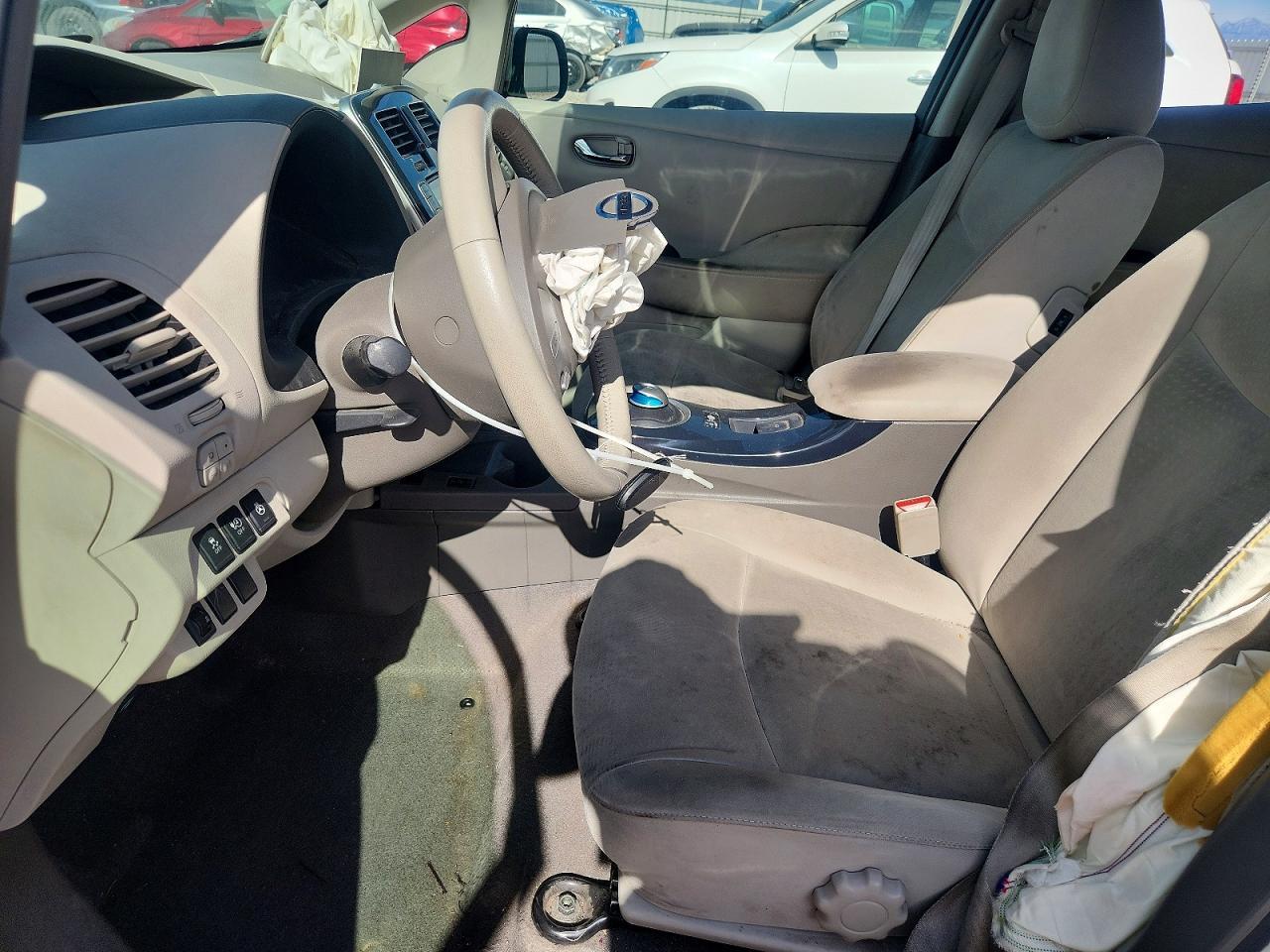 2012 Nissan Leaf Sv - Image 7