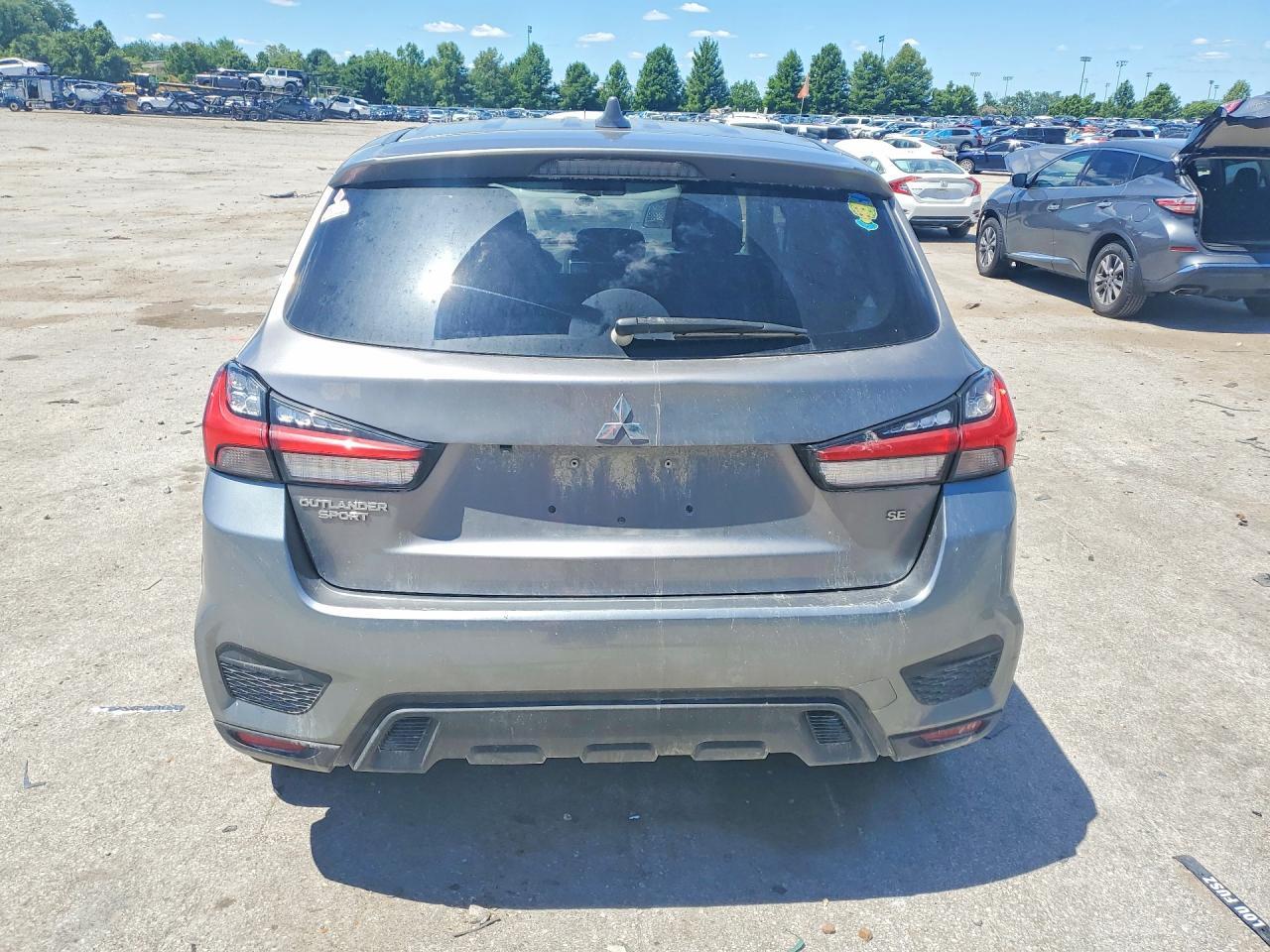 2020 Mitsubishi Outlander Sport Se - Image 6